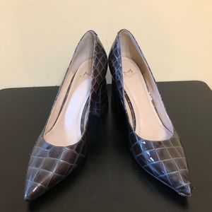 Patent Marc Fisher heels